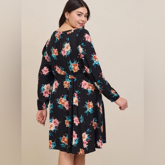 Torrid Black Floral Mini Stretch Challis Aline Dress - New - Size 26 (4) - Picture 2 of 5